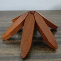 Leaf-shaped solid wood placemat in dark reddish-brown walnut finish with natural grain - 6 Leaves (Reddish Brown)