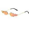 Frameless flame shaped sunglasses with orange gradient lenses and gold metal frames - Red Film / Red