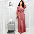 Robe longue plissée à manches longues rose doré brillant avec col en V et ceinture - Rouge / S