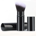 Tragbarer ausziehbarer Make-up-Pinsel mit schwarz-weißem Verlauf und Glanzgriff - Klein (Runder Schräger Kopf) / Schwarz