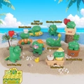 Linda figura de cocodrilo de resina antiestrés de la caja sorpresa en una playa real - Serie Bebé Cocodrilo / 1pc Aleatorio