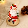 Miniatur Weihnachtsmann Figur mit Geschenksack und Tannenbaum auf Holzsockel - Nr. 7 Weihnachtsmann (Mit Baum und Tasche)