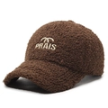 Gorra de béisbol de forro polar teddy café oscuro con bordado PRAIS blanco y suave - Ajustable / café
