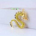 Portachiavi drago dorato con strass gialli e perla bianca su sfondo bianco pulito - Giallo Limone