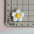 2.5cm frosted white resin five-petal flower bead with yellow center for DIY crafts - 07# White 2*2cm
