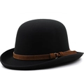 Bombetta classica in feltro di lana nera con fascia in pelle marrone e fibbia in metallo - M(56-60CM) Regolabile / Nero