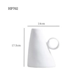 Jarrón de cerámica blanca mate con diseño asimétrico único y asa de anillo circular - Blanco Mate HP702