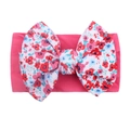 Bandeau bébé en nylon à gros nœud floral sur tissu élastique rose vif et doux - Imprimé Floral Blanc (17-1937) / Rouge Rose