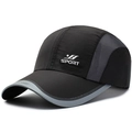 Gorra deportiva para hombre en negro y gris con malla transpirable y logo estampado - Ajustable / Negro