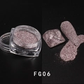 Vista macro della polvere glitterata riflettente oro rosa per decorazione unghie - Polvere di Diamante Riflettente FG-06
