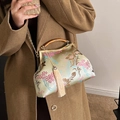 Elegante borsa in broccato beige con ricami floreali e manico in legno stile Qipao - Beige
