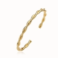 Minimalistische vergulde koperen gedraaide armband met elegante metalen glans op wit - Gouden Gedraaide Stijl (31857)