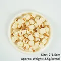 Künstliches amerikanisches Popcorn-Modell in Cremeweiß, Größe 2x1,5cm und Gewicht 3,5g - Kugelförmiges Popcorn - Ein Weißes