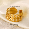 Dettaglio anello a catena dorato con ciondolo a cuore e specifiche di misura - Anello a Catena Oro