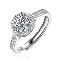 Eleganter Moissanit Ring in Silber mit Halo-Fassung und verstellbarer Ringschiene - Einstellbar Offen / Cluster Halo Stil (R4494-5.0mm/0.5 Karat)