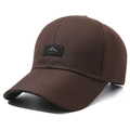 Gorra de béisbol marrón oscuro con parche de montaña y texto de China para protección solar - Ajustable / Pico de Montaña Color Café