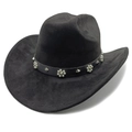 Détail d'un chapeau de cowboy avec bandeau en cuir, rivets et motif soleil perlé - Noir