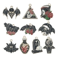 Set di 10 ciondoli smaltati gotici per Halloween con teschi, pipistrelli, rose e motivi di bare - Set 10pz Ciondoli Smalto Tristo Mietitore e Pipistrello
