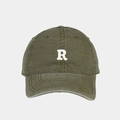 Détail de la casquette baseball vert olive délavée avec broderie R blanche en 3D - Réglable / Vert Militaire