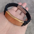 Bracciale da uomo in silicone nero con piastra in metallo dorato e chiusura argento - Oro rosa