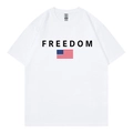 Weißes Baumwoll-T-Shirt mit schwarzem FREEDOM-Schriftzug und US-Flaggen-Grafik auf der Brust - S / Weiß