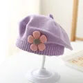 Schattige paarse gebreide baret voor baby's met roze bloem en geribbelde rand voor meisjes - 3-48 Maanden / Paars