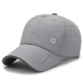 Quick-dry breathable mesh baseball cap in dark grey with M letter embroidery for men - Adjustable / Light Gray
