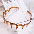 Amber tortoiseshell wavy headband with inner teeth for women, 12.5cm diameter size - Leopard Print (Wave)