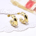 Elegantes pendientes dorados en forma de U con perlas incrustadas y circonitas brillantes - Pendientes en Forma de C de Perla Circonia (ZYN-DME342G-2)