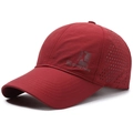 Gorra deportiva roja oscura transpirable con corte láser de ala ancha y secado rápido - Ajustable / Burdeos