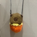 Cute Capybara burger shaped plush crossbody bag with brown faux fur and black strap - 24cm / Orange