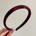 Serre-tête classique en tissu tartan rouge et noir avec étiquette fait main - Carreaux Rouges