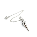 Silberpoliertes Metallpendel mit vierstufigem Kegelanhänger und feiner Kette - Stil 8