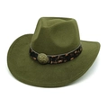 Gros plan du chapeau de cowboy en feutre vert armée avec ruban zébré et insigne étoilé - M(56-58cm) / Vert Militaire