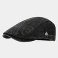 Détail d'un béret en denim délavé gris foncé avec boucle métallique de réglage - Réglable / Noir