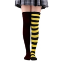 Chaussettes hautes asymétriques rouge foncé avec rayures jaunes et noires sur blanc - Taille unique / Noir et Rayé Jaune et Noir / Yin Yang 8