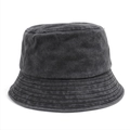 Primer plano de un gorro de pescador en denim lavado gris carbón con costuras y textura vintage - M (56-58cm) / Negro