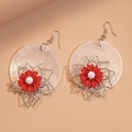 Grandes pendientes bohemios de concha con pétalos rojos y perla central - Estilo de Gancho para la Oreja / Rojo