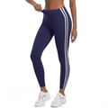 Détail d'un legging de yoga taille haute bleu marine avec bandes blanches latérales - Bleu foncé
