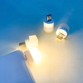 Cinq veilleuses USB blanches portables avec lueur chaude sur batterie externe - Blanc chaud