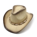 Detalle de sombrero de vaquero de paja con cuentas tejidas y conchas naturales - Degradado Beige Marrón