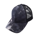 Detalle del tejido tie-dye y la malla transpirable en la parte posterior de la gorra - Ajustable / Tie-dye Negro