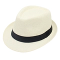 Vue de dessus d'un chapeau panama trilby blanc tressé avec ruban décoratif noir chic - Beige
