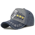 Casquette vintage délavée bleu marine et gris foncé avec broderie étoile et patch - Devant Gris Corps Marine