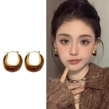 Elegant amber tortoise shell U-shaped hoop earrings with gold metal clasp for women - Retro Amber Tortoiseshell Pattern U-Shaped Earrings