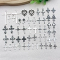Trenta ciondoli a croce vintage in argento per la creazione di gioielli fai da te e portachiavi - Set di 52 Ciondoli a Croce Misti