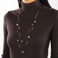 Collar largo de doble capa con cuentas de cristal ámbar y tubos de metal dorado fino - Cuadrado Marrón (A-964)