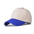 Dettaglio delle cuciture a contrasto beige e blu reale su un berretto in cotone twill - Regolabile / Blu Reale