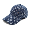Gros plan sur la casquette de baseball en tweed bleu avec ornements pailletés argentés - M(56-58cm) / Bleu marine
