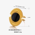 Anillo geométrico de acero dorado con círculo de esmalte negro y grabado de rayos - Negro
